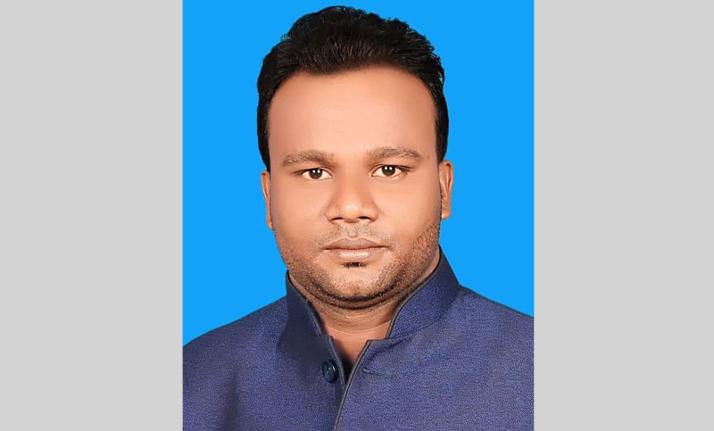 স্ত্রীর অশ্লীল ছবি তুলে যৌতুক দাবি করে মেম্বার স্বামী!