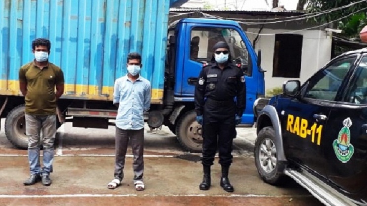 অভিনব কায়দায় লুকানো সাড়ে ৯ হাজার ইয়াবা