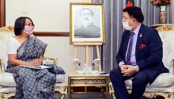 পররাষ্ট্রমন্ত্রীর সঙ্গে ভারতীয় হাই কমিশনারের সাক্ষাৎ