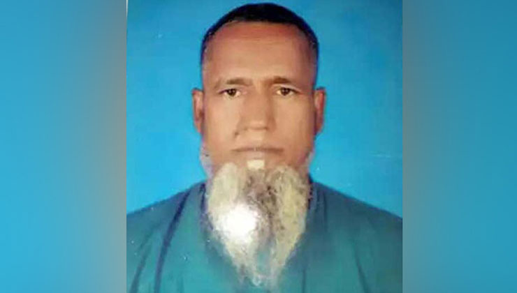 গরুবোঝাই ট্রলারডুবির সেই ঘটনায় ব্যবসায়ীর খোঁজ পাচ্ছে না পরিবার