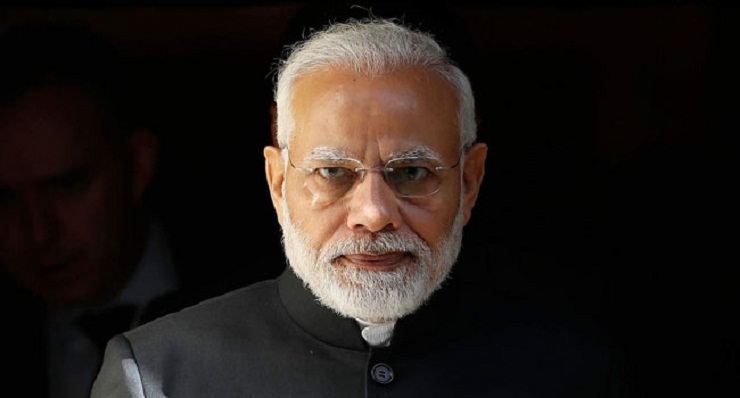 মাস্ক পরতে অসুবিধা হলেই করোনাযোদ্ধাদের কথা ভাবুন
