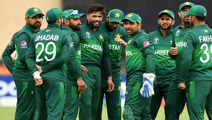বাজেয়াপ্ত হতে পারে পাক ক্রিকেট দলের সব সম্পত্তি, বড়সড় হুমকি
