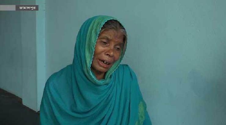 বিধবা ভাতার কার্ড চাওয়ায় বৃদ্ধাকে পেটালেন ইউপি চেয়ারম্যান
