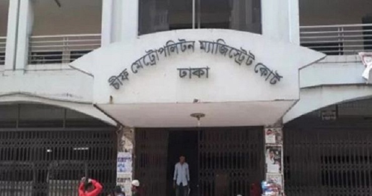 এসপির বিরুদ্ধে চাঁদাবাজির মামলা