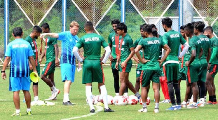 জাতীয় দলের ক্যাম্প স্থগিত