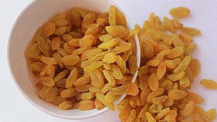 ছেলেরা কেন খাবেন কিসমিস জেনে নিন উপকারীতা