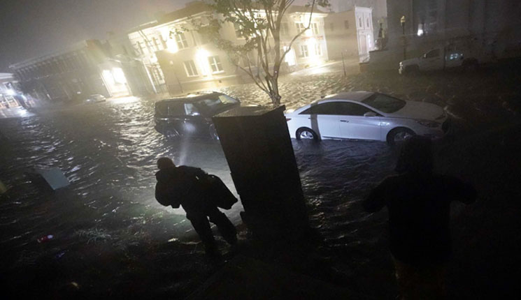 হ্যারিকেন স্যালি: যুক্তরাষ্ট্রে অন্ধকারে সাড়ে ৫ লাখ মানুষ