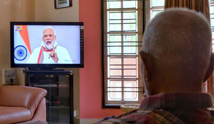 দেশ করোনায় ডুবলেও জেগে আছে মোদির মাহাত্ম্য