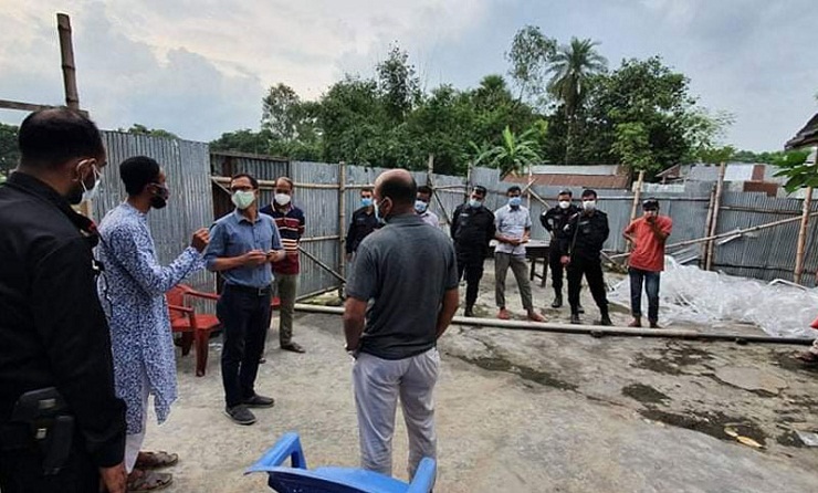 বগুড়ায় নিষিদ্ধ দুই কারখানায় অভিযান, জরিমানা