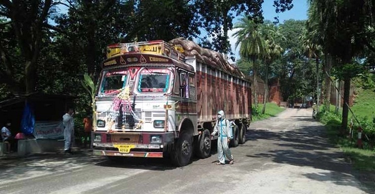 আবারও পেঁয়াজ আটকে দিল ভারত