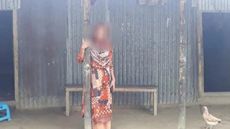 সংসার ছেড়ে প্রেমিকের বাড়িতে এক সন্তানের মা
