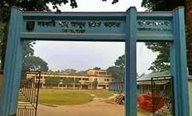 এক কলেজেই জাল সনদধারী আট ভুয়া শিক্ষক