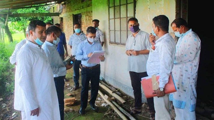 রাঙ্গুনিয়ার ইউপি ভবন নির্মাণের স্থান পরিদর্শন করলেন নির্বাহী কর্মকর্তা 
