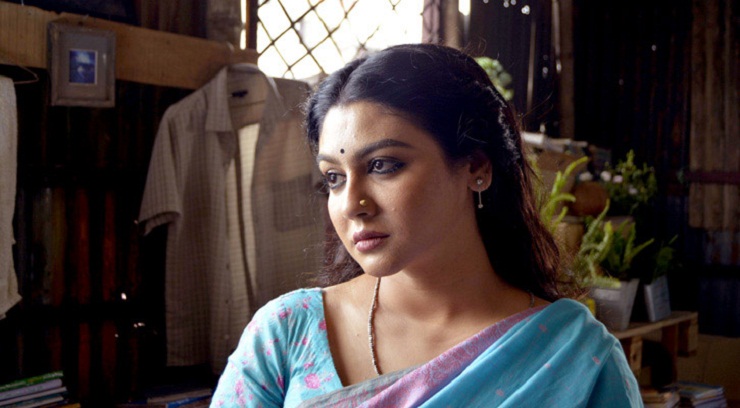 ডিপজলের বাড়িতে কী করছেন জয়া
