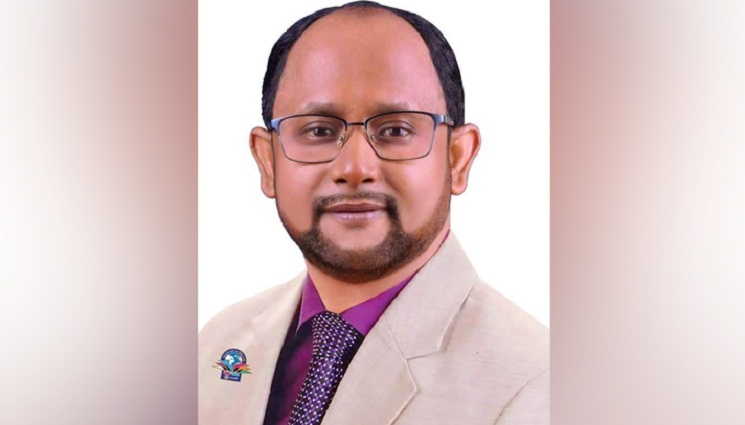 গার্মেন্টসের পোশাক ছিনতাইয়ের অভিযোগে আ.লীগ নেতা গ্রেপ্তার