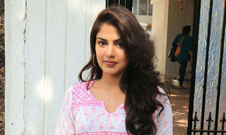 ১০ বছর জেল হতে পারে রিয়ার
