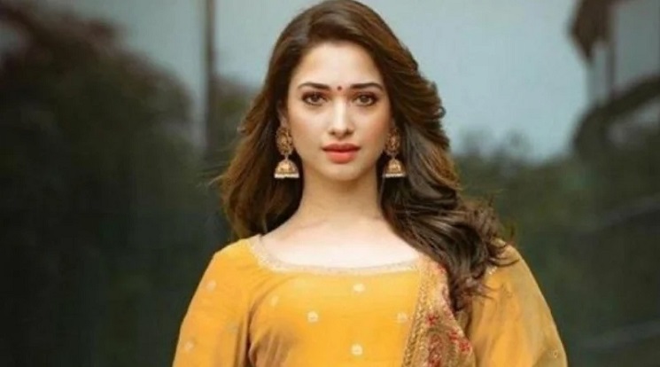 সংকট কেটেছে, হাসপাতাল থেকে বাড়ি ফিরলেন তামান্না