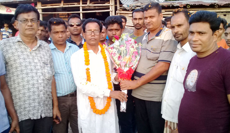 বাগমারায় জেলা আওয়ামী মৎস্যজীবী লীগের আহ্বায়ককে শুভেচ্ছা