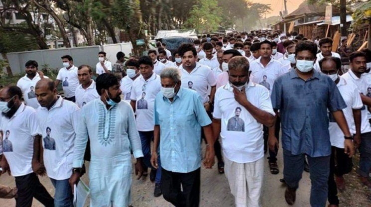 বড়াইগ্রামে মেয়র প্রার্থী মাজেদুল বারী নয়ন এর গনসংযোগ