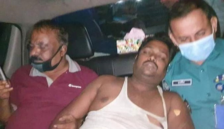 ‘আমারে মাইরেন না, আমি আর নিউজ করব না’