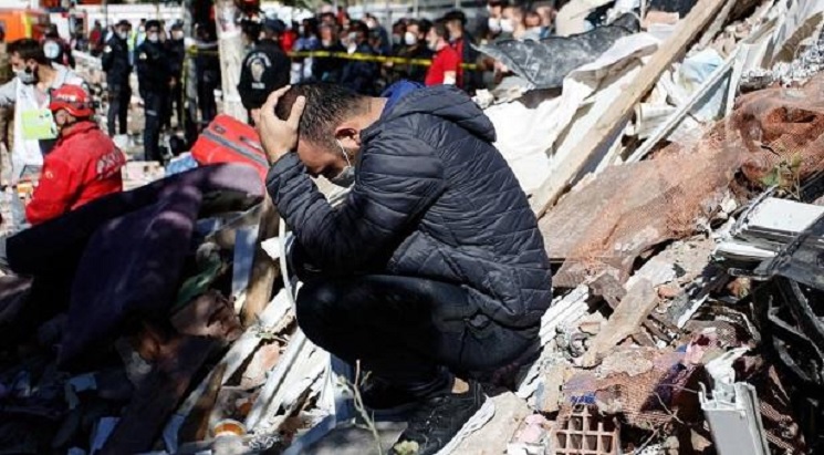 তুরস্কের ধ্বংসস্তূপে এখনো মিলছে প্রাণের সন্ধান