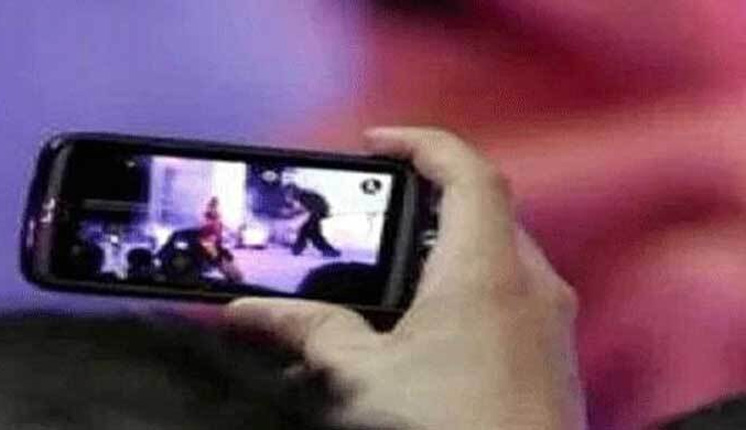 মোবাইলে ভিডিও দেখানোর কথা বলে শিশুকে ধর্ষণ চেষ্টা