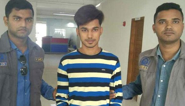 ‘প্রেমের ফাঁদে ফেলে’ বিশেষ মুহূর্তের দৃশ্য ধারণ করতেন রাতুল