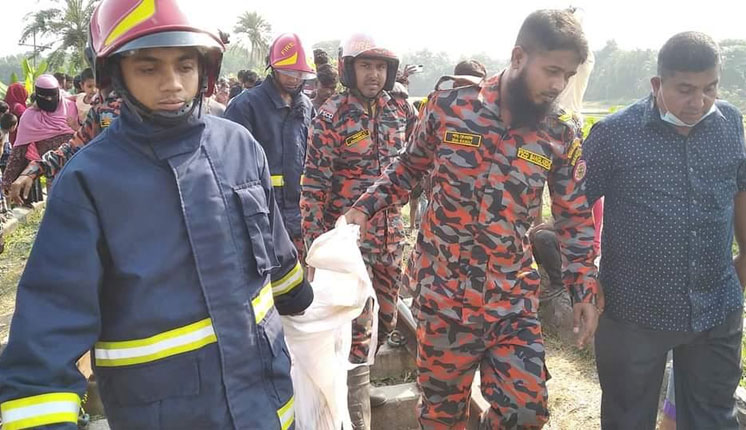 বোয়ালমারীতে ট্রেনের নিচে ঝাপ দিয়ে প্রেমিক যুগলের আত্মহত্যা 
