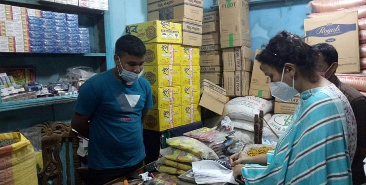 মাধবপুরে মাস্ক না পরায় ৫ জনকে জরিমানা