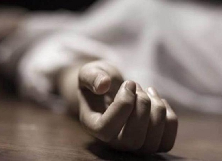 ২৭৫ দিন ধরে মায়ের মরদেহ সঙ্গে বসবাস মেয়ের