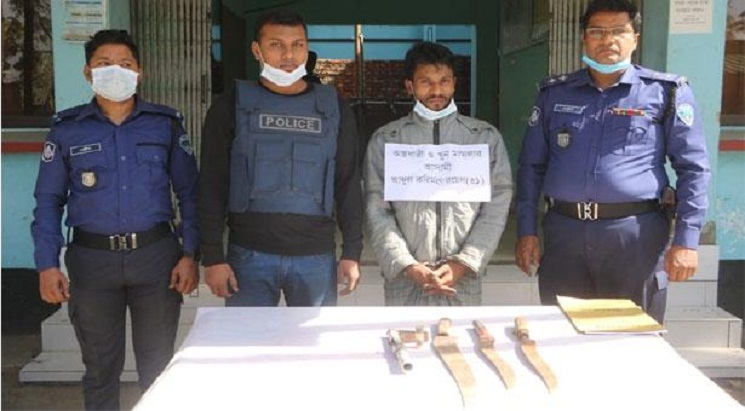 বেগমগঞ্জে অস্ত্র ও গুলিসহ যুবক গ্রেফতার