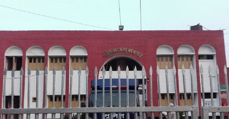 পুত্রবধূকে ধর্ষণের অভিযোগে শ্বশুর কারাগারে