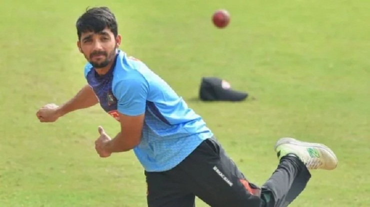 আঙুলের অবস্থা ভালো নয়, দুবাই যাচ্ছেন মুমিনুল