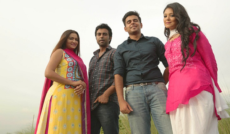 তাদের ‘কাকতাড়ুয়ার প্রেম’