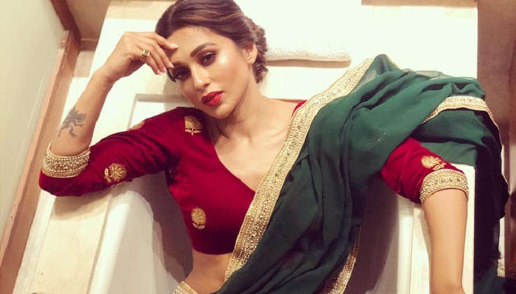 ৩ হাজার টাকায় মাস চালাতেন মিমি