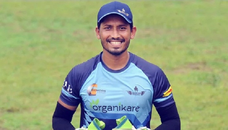 ব্যাটিং না পেয়ে বিজয়ের ঝগড়া-কান্নাকাটি