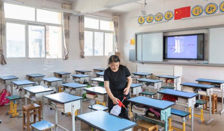 করোনায় বিশ্বব্যাপী ৩২ কোটি স্কুল বন্ধ