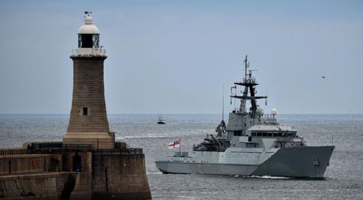 ‘চুক্তি ছাড়া’ ব্রেক্সিট: সমুদ্রে প্রস্তুত ব্রিটেনের নৌ-বাহিনী