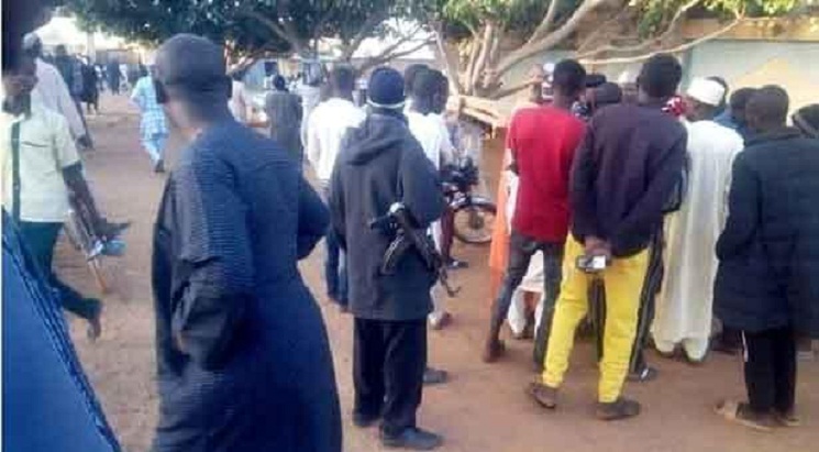 নাইজেরিয়ার স্কুলে হামলা: শতাধিক শিক্ষার্থী নিখোঁজ