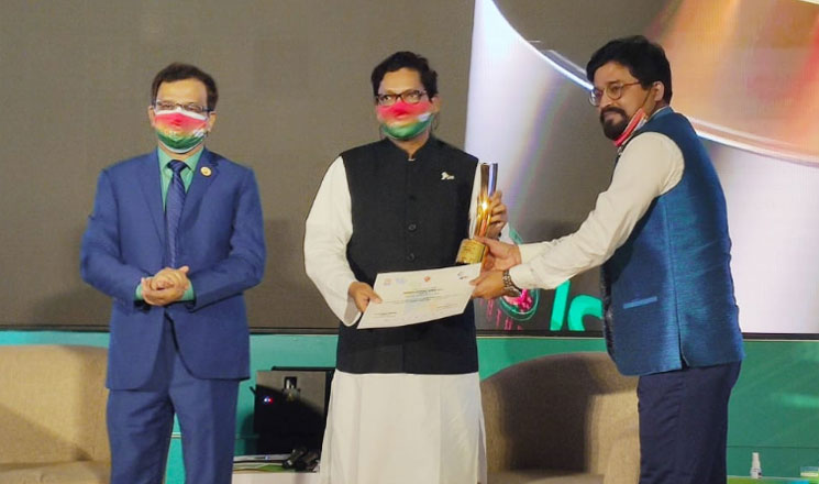 ডিজিটাল বাংলাদেশ ২০২০ পুরস্কার পেল সিনেসিস আইটি