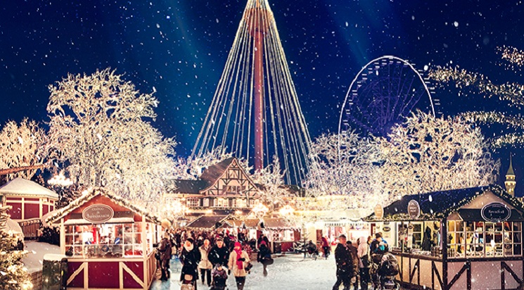 বড়দিন উদযাপনে নানারঙে বর্ণিল সুইডেন