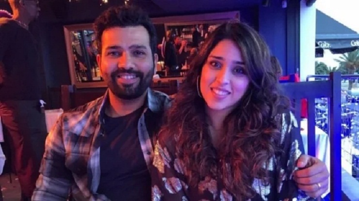 বিবাহবার্ষিকীতে রোহিতের পোস্ট, নেট দুনিয়ায় ভাইরাল