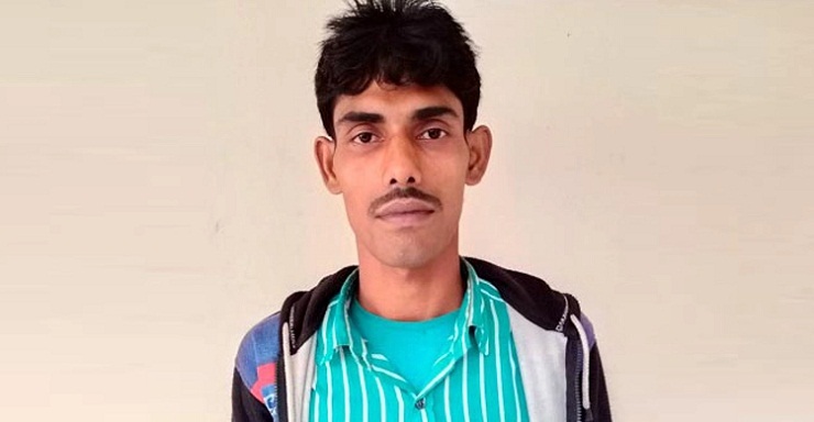 পরিবারের সদস্যদের বেঁধে রেখে গৃহবধূকে ধর্ষণ