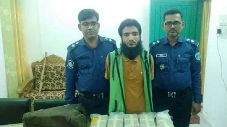 বান্দরবানে সাড়ে ১২ কোটি টাকার ইয়াবাসহ আটক ৩