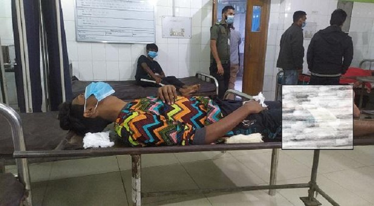 রাজধানীতে দুই স্কুলছাত্রকে ছুরিকাঘাত