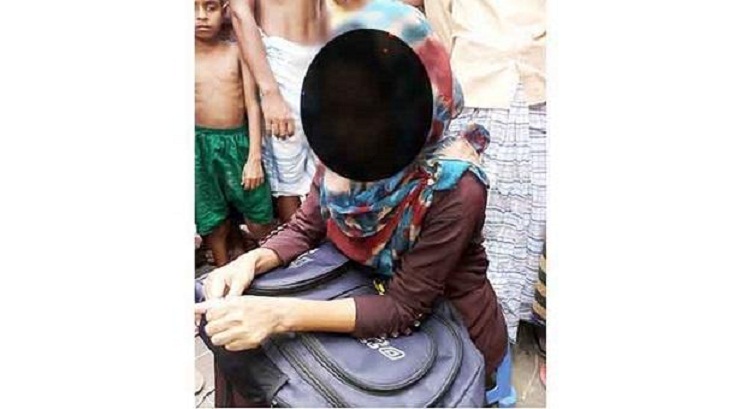 নানাকে বিয়ের আশায় স্বামীকে তালাক, অতঃপরins class=
