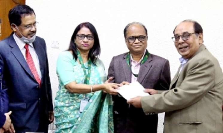 জাতীয় প্রেসক্লাবকে ৫০ লাখ টাকা দিলেন প্রধানমন্ত্রী