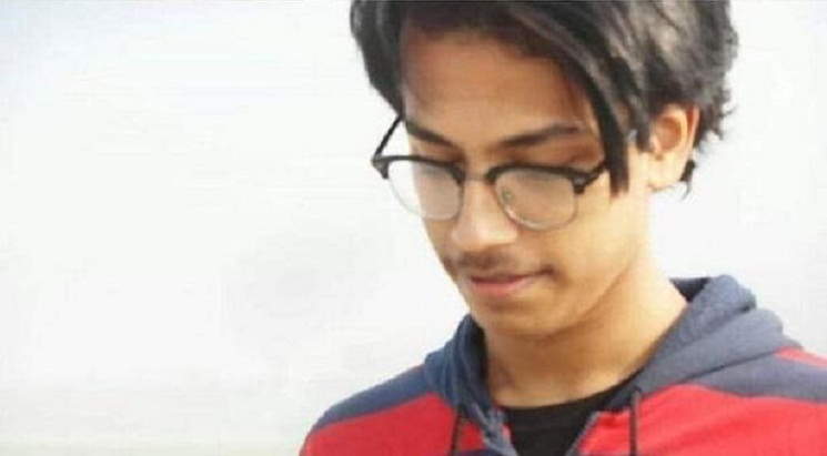 নিজ ঘরে ঢাবি ছাত্রের ঝুলন্ত মরদেহ
