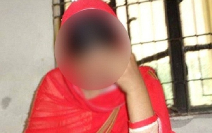 প্রেমের কথা জানাজানি হওয়ায় মৃত্যুকে বেছে নিলো তরুণী