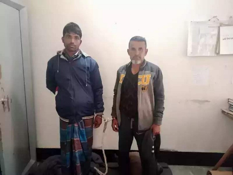 মাধবপুরে কুখ্যাত মাদক চোরাকারবারি শাজাহান ও তার সহযোগী আটক